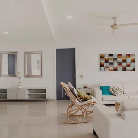Apartamento Beachfront In *
